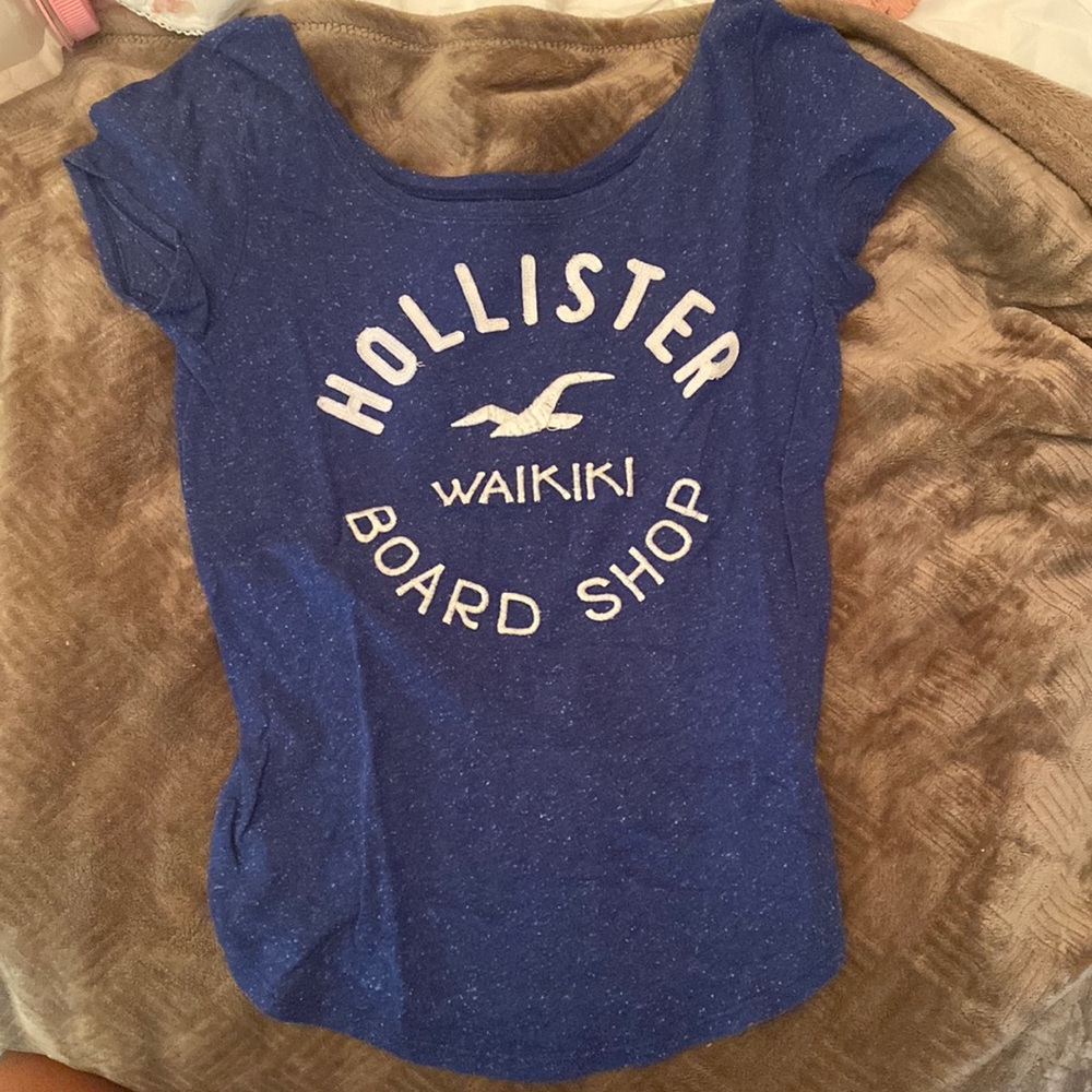 Cute blue shirt